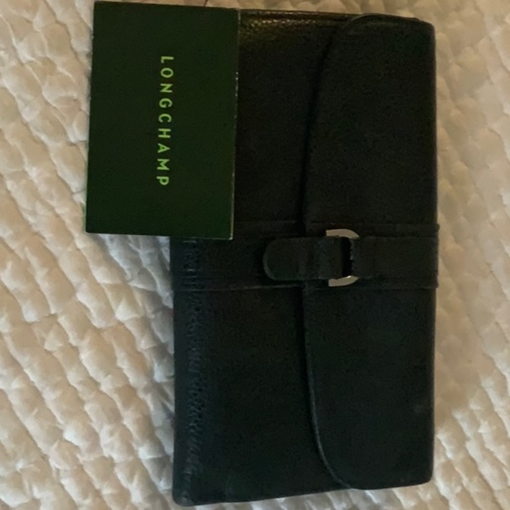 Longchamp wallet in black